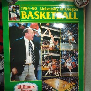 Vintage University of Oregon Ducks Basketball 1984-85 Poster